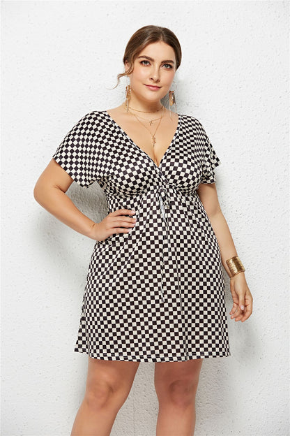 Chic Deep V-Neck Printed Dress